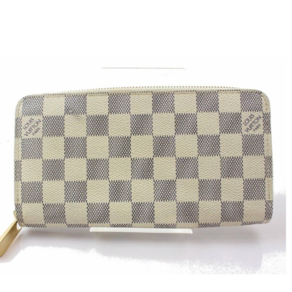 Louis Vuitton Handbags - 100% Auth Louis Vuitton Zippy Damier Azur Wallet